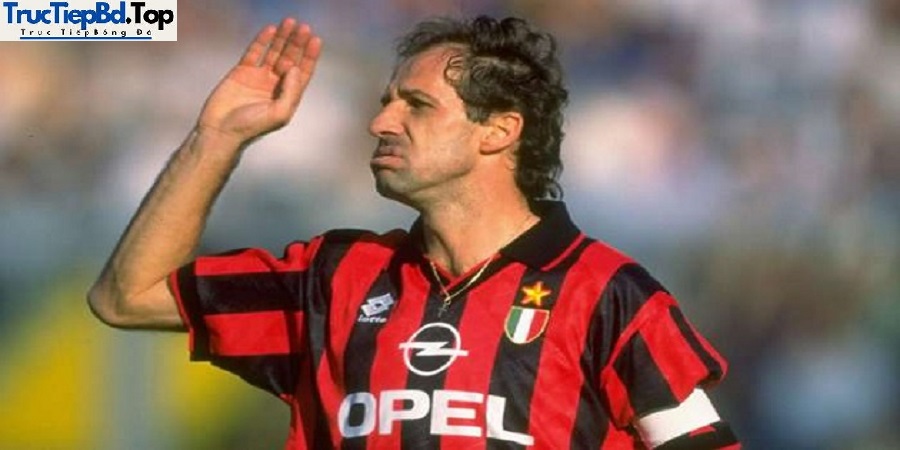 Franco Baresi là ai?